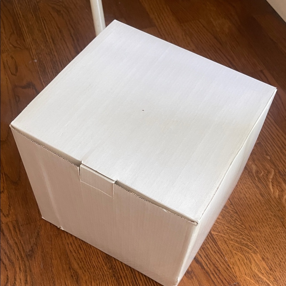New in box Wood spinning organizer - Picture 5 of 5